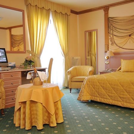 Hotel Miramonti Madonna di Campiglio Exterior photo