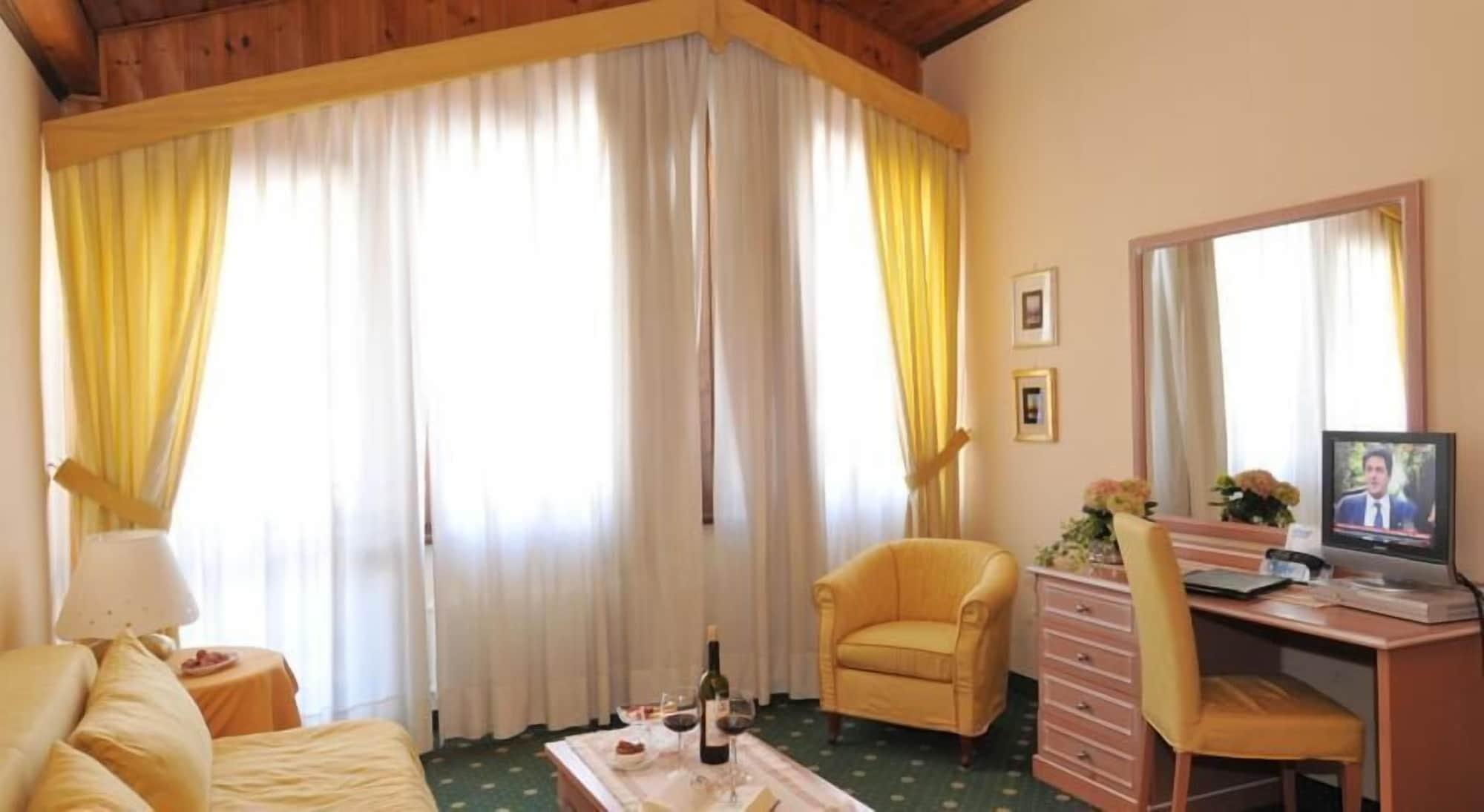 Hotel Miramonti Madonna di Campiglio Exterior photo