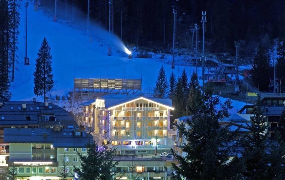 Hotel Miramonti Madonna di Campiglio Exterior photo